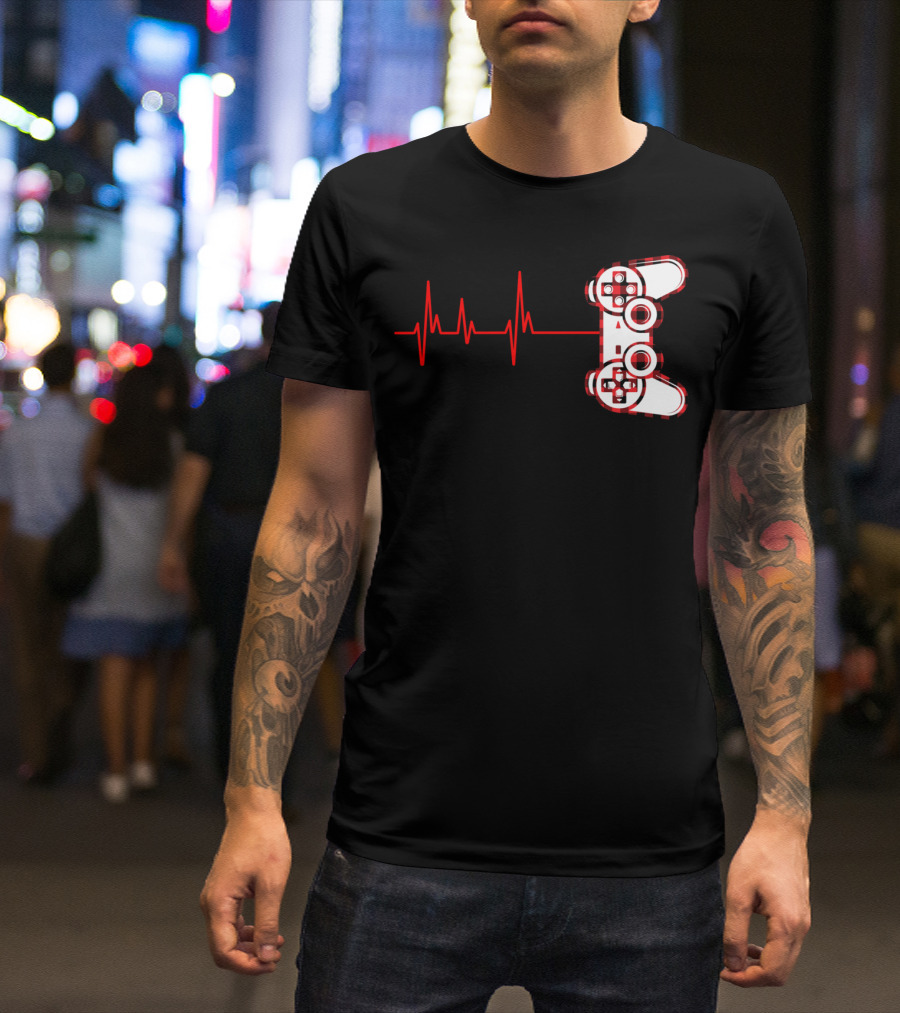 Heartbeat Red Buffalo Plaid Gamer Video Game Controller T-Shirt