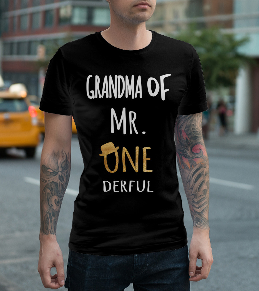 Grandma Of Mr. ONEderful Family Hat T-Shirt