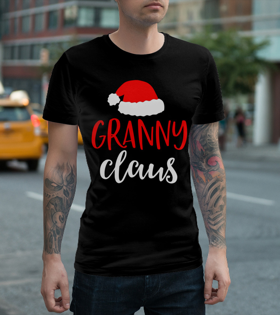 Granny Claus Christmas Santa Hat T-Shirt