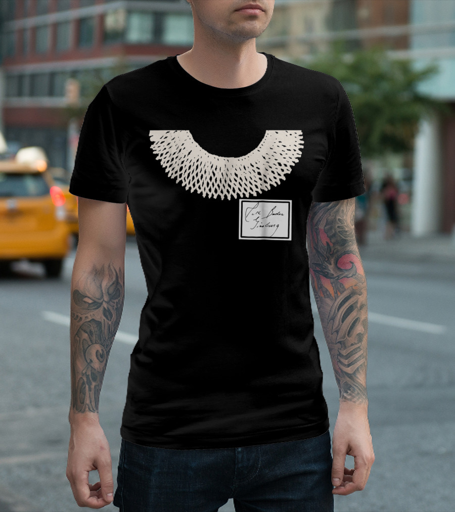 Dissent Collar Ruth Bader Ginsburg Signature T-Shirt