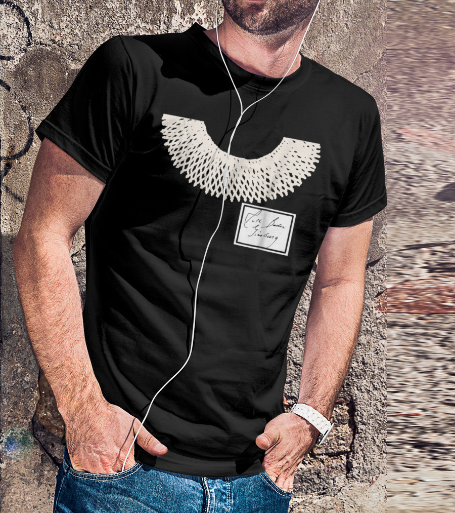 Dissent Collar Ruth Bader Ginsburg Signature T-Shirt