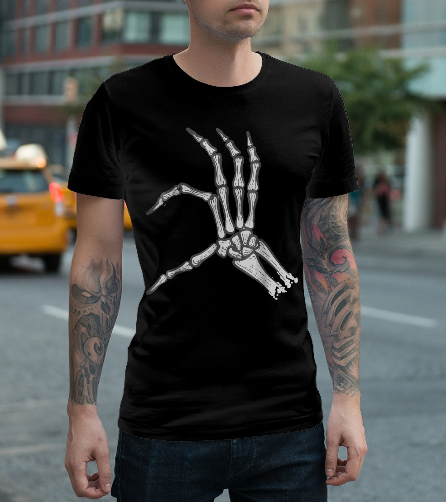 Half Heart Skeleton Halloween Couple Matching Left Hand Bones T-Shirt