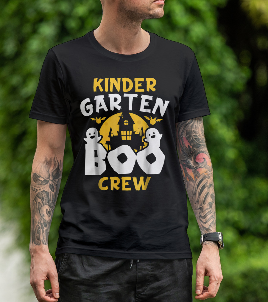 Kindergarten Boo Crew Halloween Teacher Ghosts And Haunted House T-Shirt