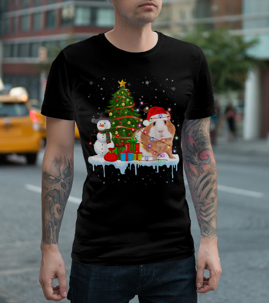 Guinea Pig Santa Hat Christmas Lights Snowman Tree Gifts Snow T-Shirt