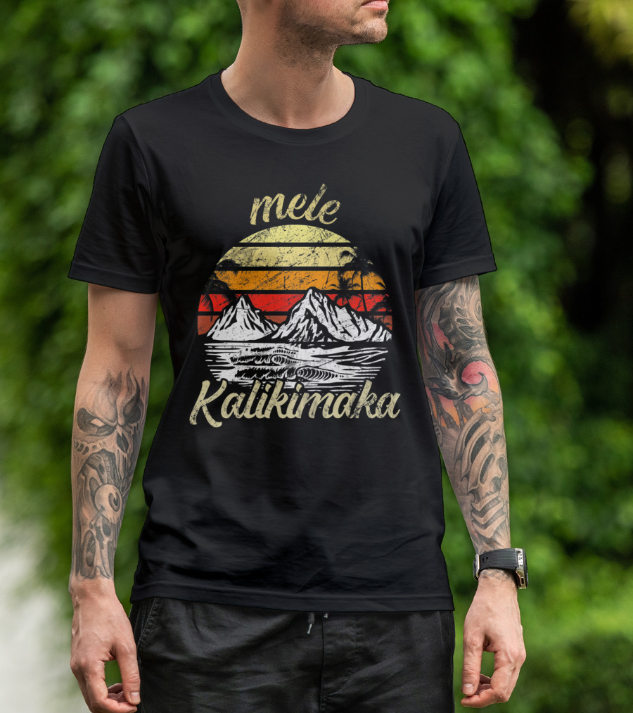 Mele Kalikimaka Hawaiian Christmas Sunset Mountain Scene T-Shirt