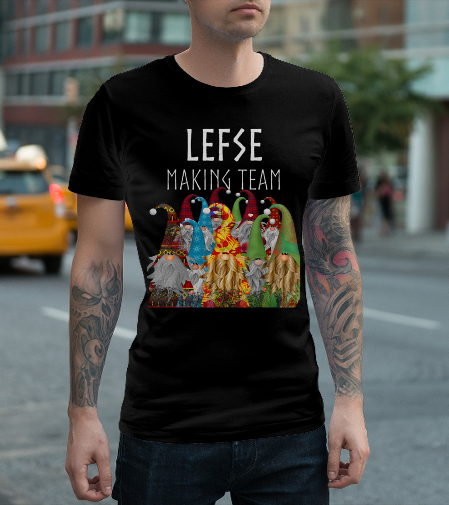 LEFSE MAKING TEAM GNOMES FAMILY TEAM GROUP T-Shirt