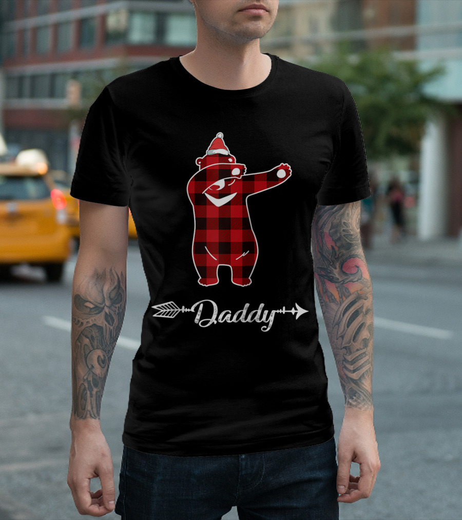 Daddy Bear Dabbing Christmas Plaid Santa Hat T-Shirt