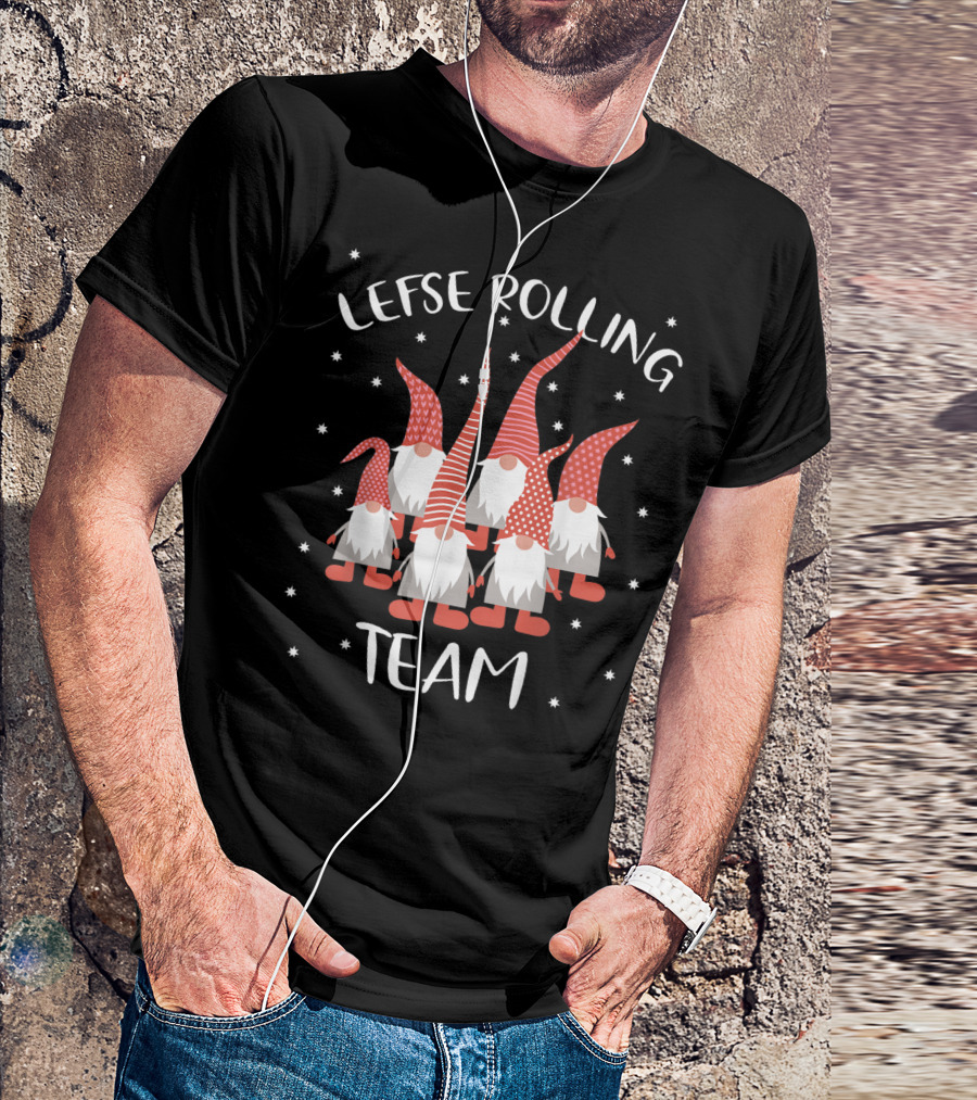 Lefse Rolling Team Christmas Gnome Tomte God Jul T-Shirt