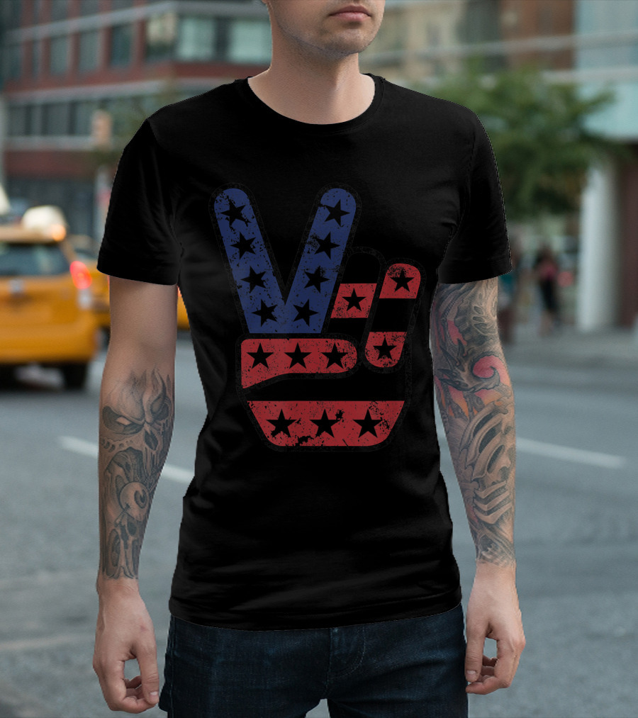 4Th Of July American Flag Peace Sign Hand Stars Stripes T-Shirt