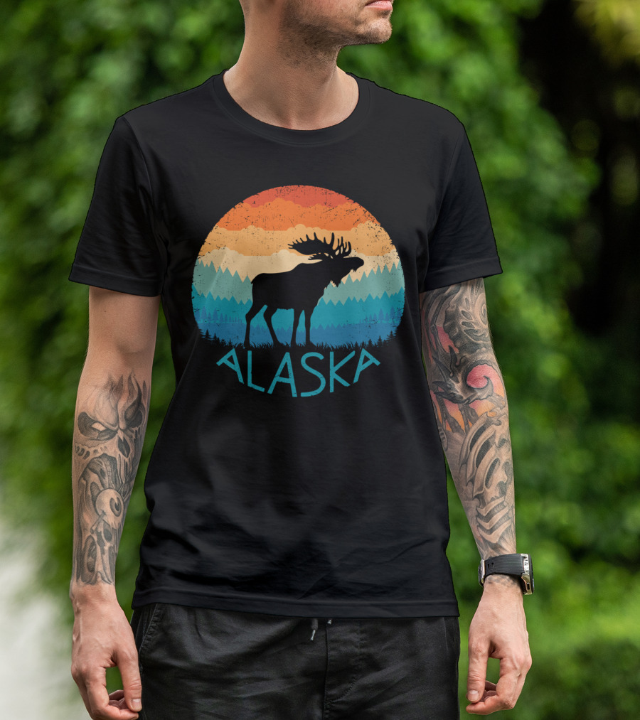 Alaska Retro Moose Vintage Mountain State Sunset Scene T-Shirt