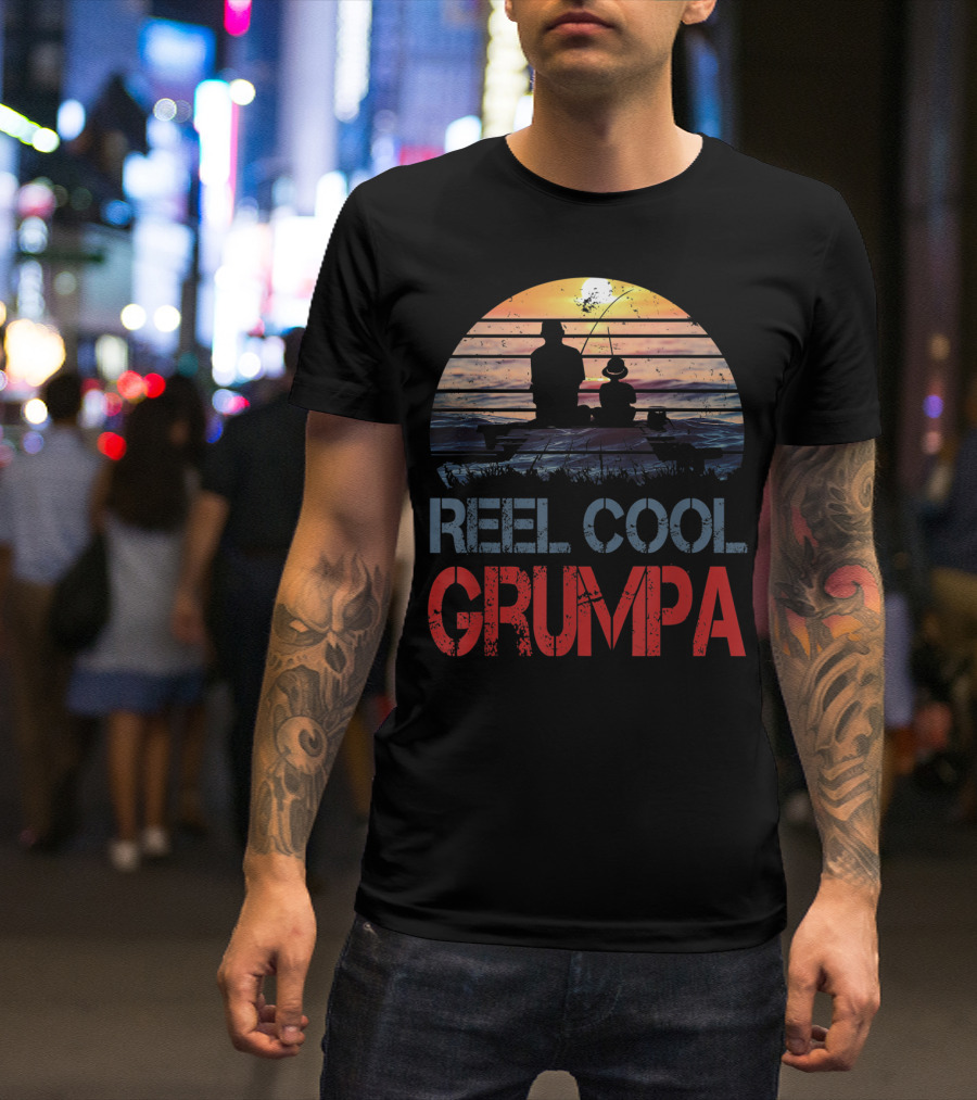 Father's Day Reel Cool Grumpa Fishing Silhouette With Sunset Background T-Shirt