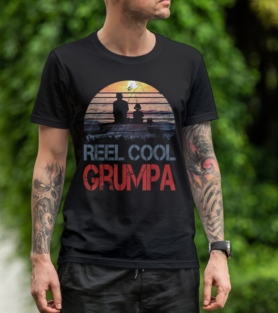 Father's Day Reel Cool Grumpa Fishing Silhouette With Sunset Background T-Shirt