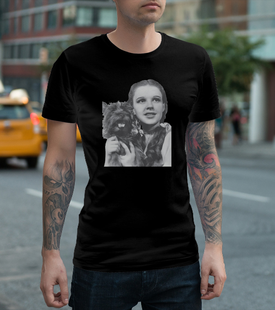 Dorothy Gale and Toto Wizard of Oz Movie Classic T-Shirt