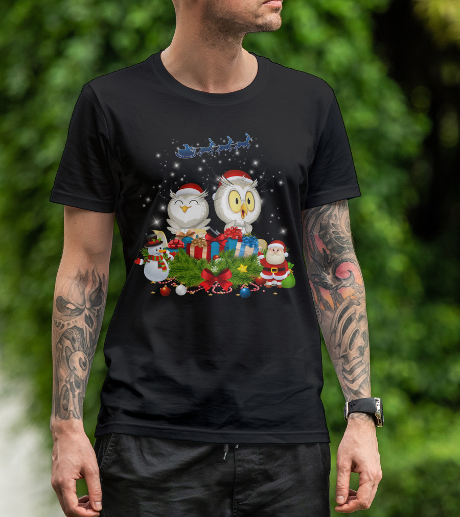Waiting For Santa Owls With Gifts And Snowman Scene T-Shirt