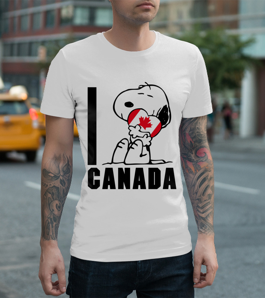 I Love Canada Snoopy Hugging Maple Leaf The Peanuts Movie T-Shirt