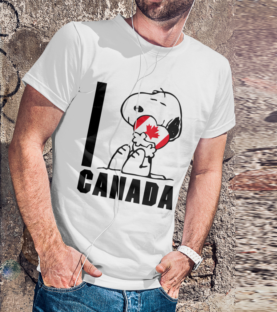 I Love Canada Snoopy Hugging Maple Leaf The Peanuts Movie T-Shirt