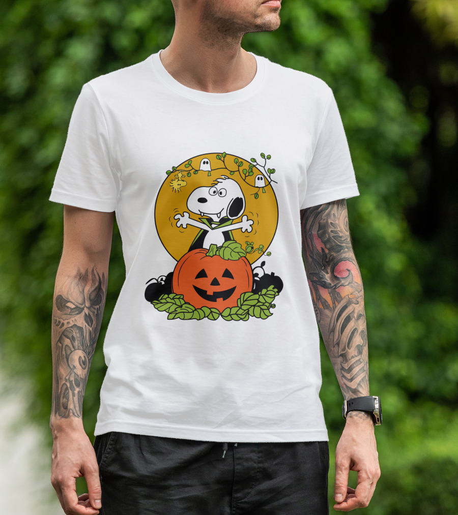 Pumpkin Halloween Snoopy Vampire Peanuts Movie Ghosts Jack-O'-Lantern T-Shirt