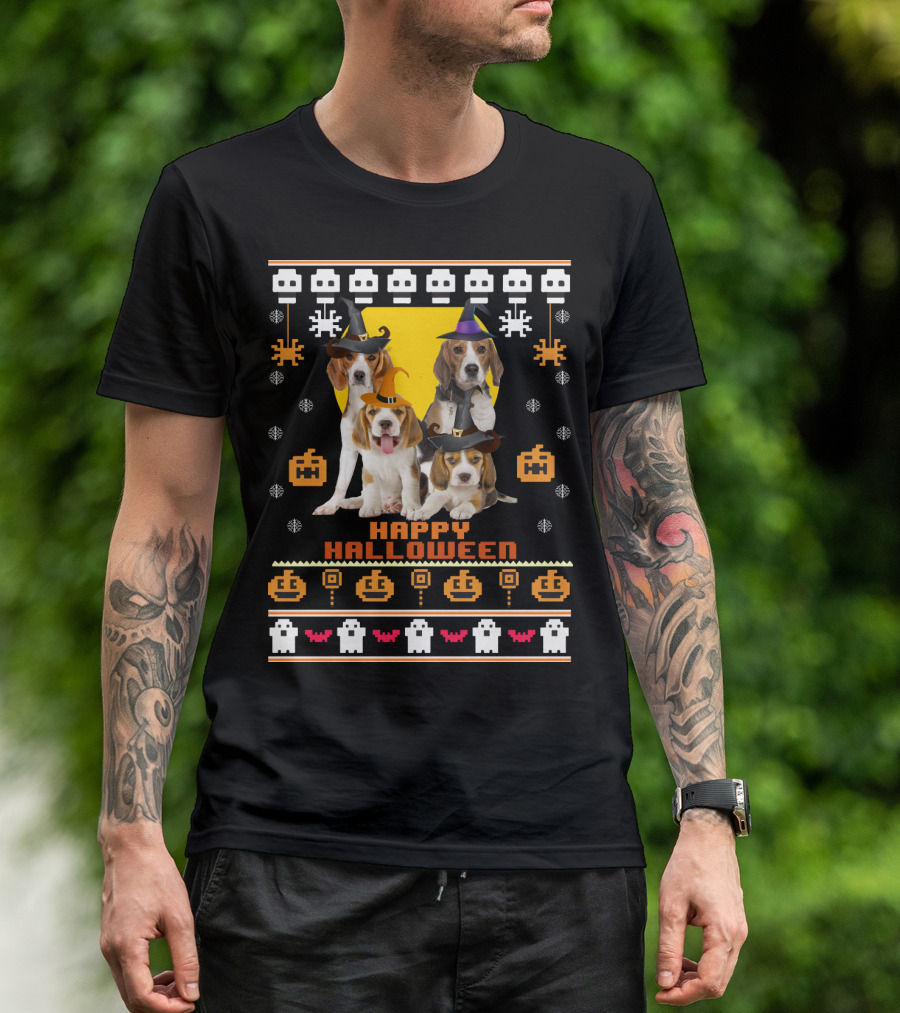 Beagle Happy Halloween Witch Hats And Pixelated Ghosts T-Shirt