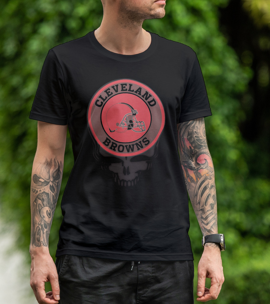 Cleveland Browns Football Helmet Skull T-Shirt