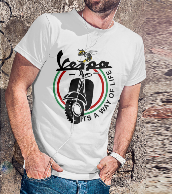 Vespa It's A Way Of Life With Bee And Scooter T-Shirt