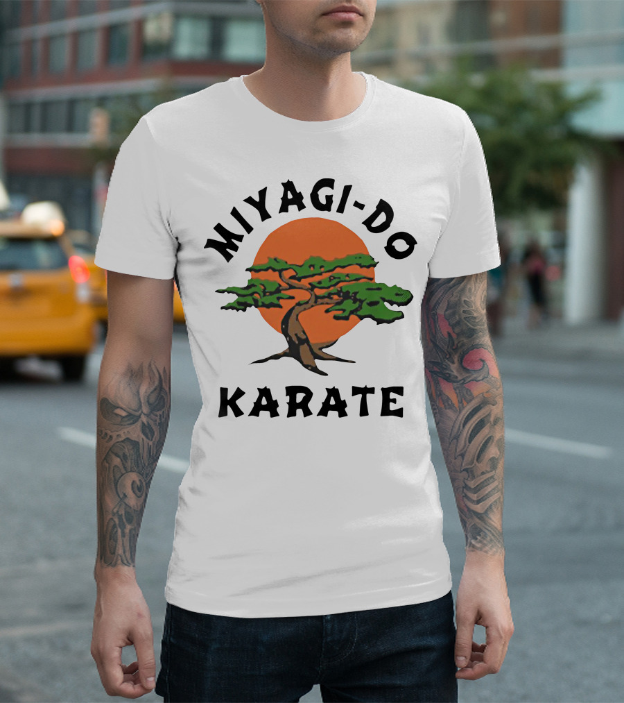Miyagi-Do Karate Bonsai Tree with Sun Background T-Shirt