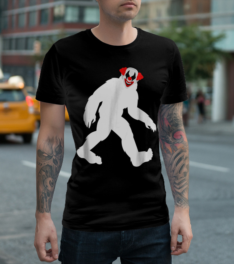 Bigfoot Scary Clown Mask Halloween Costume T-Shirt