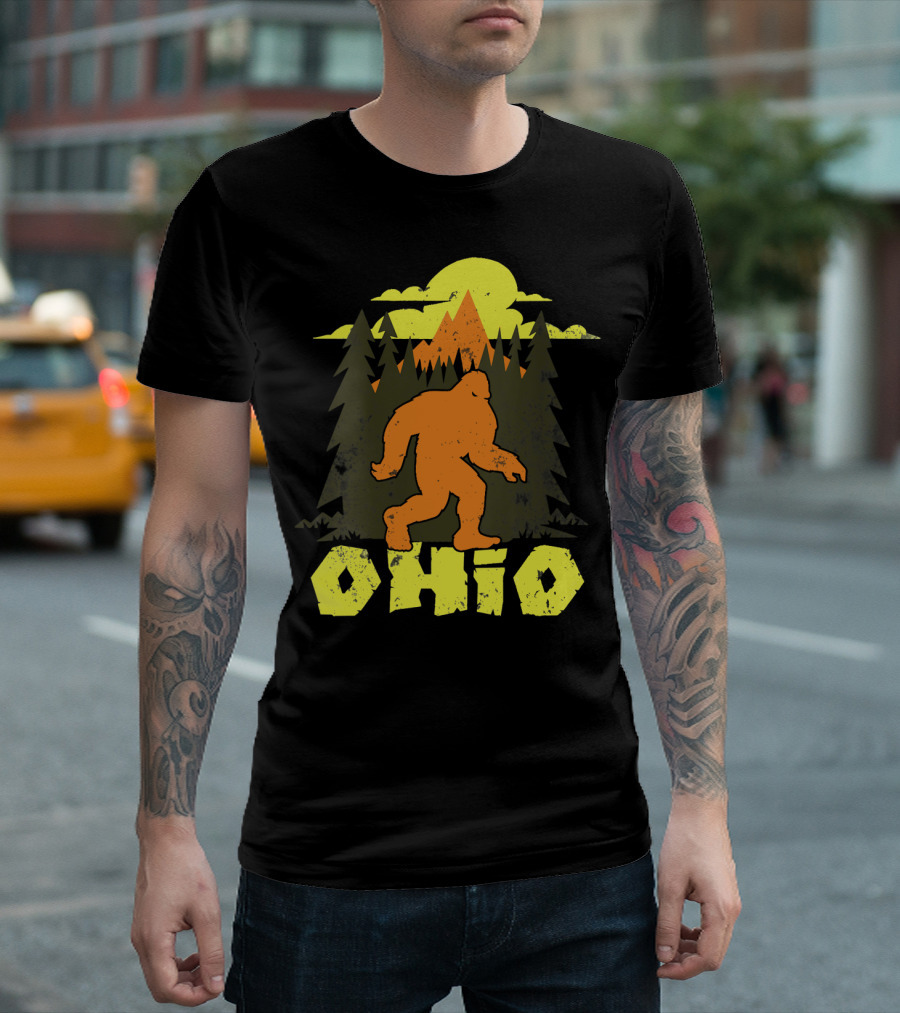Ohio Bigfoot Hunter Believe Sasquatch Forest Sunset T-Shirt