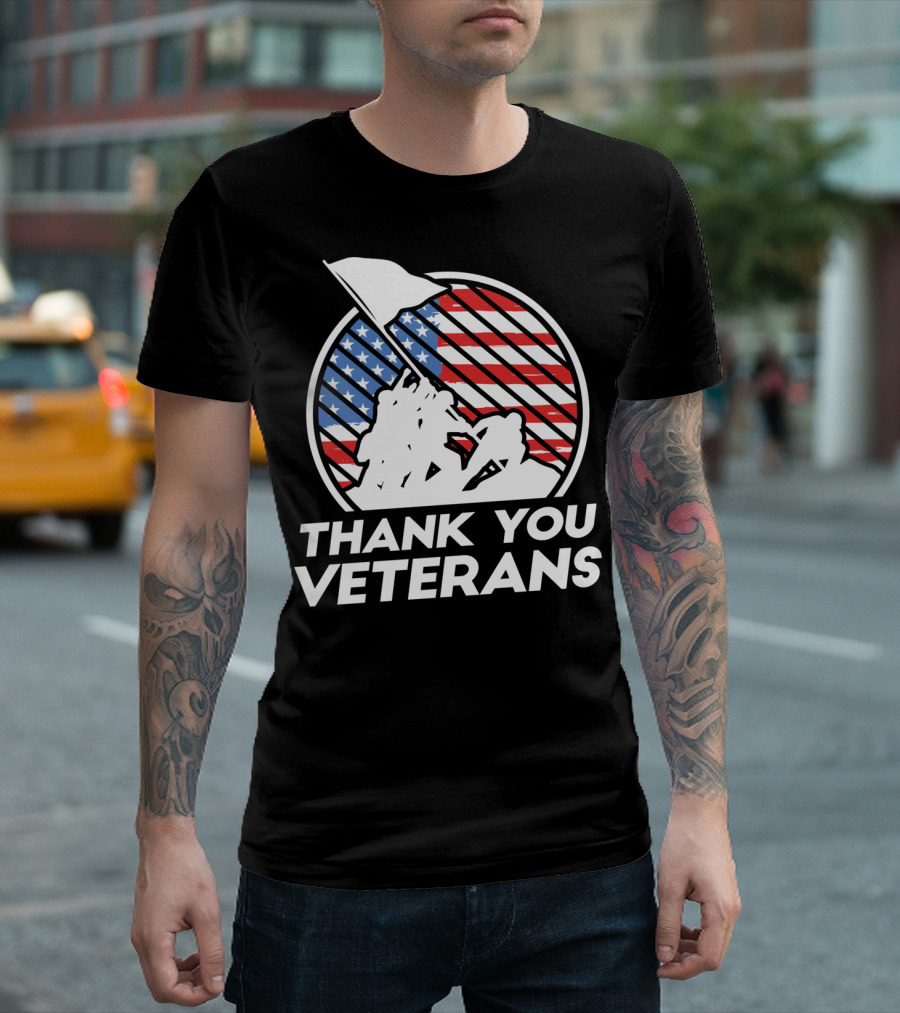 Thank You Veterans Raising Flag Stars And Stripes American Patriotic T-Shirt