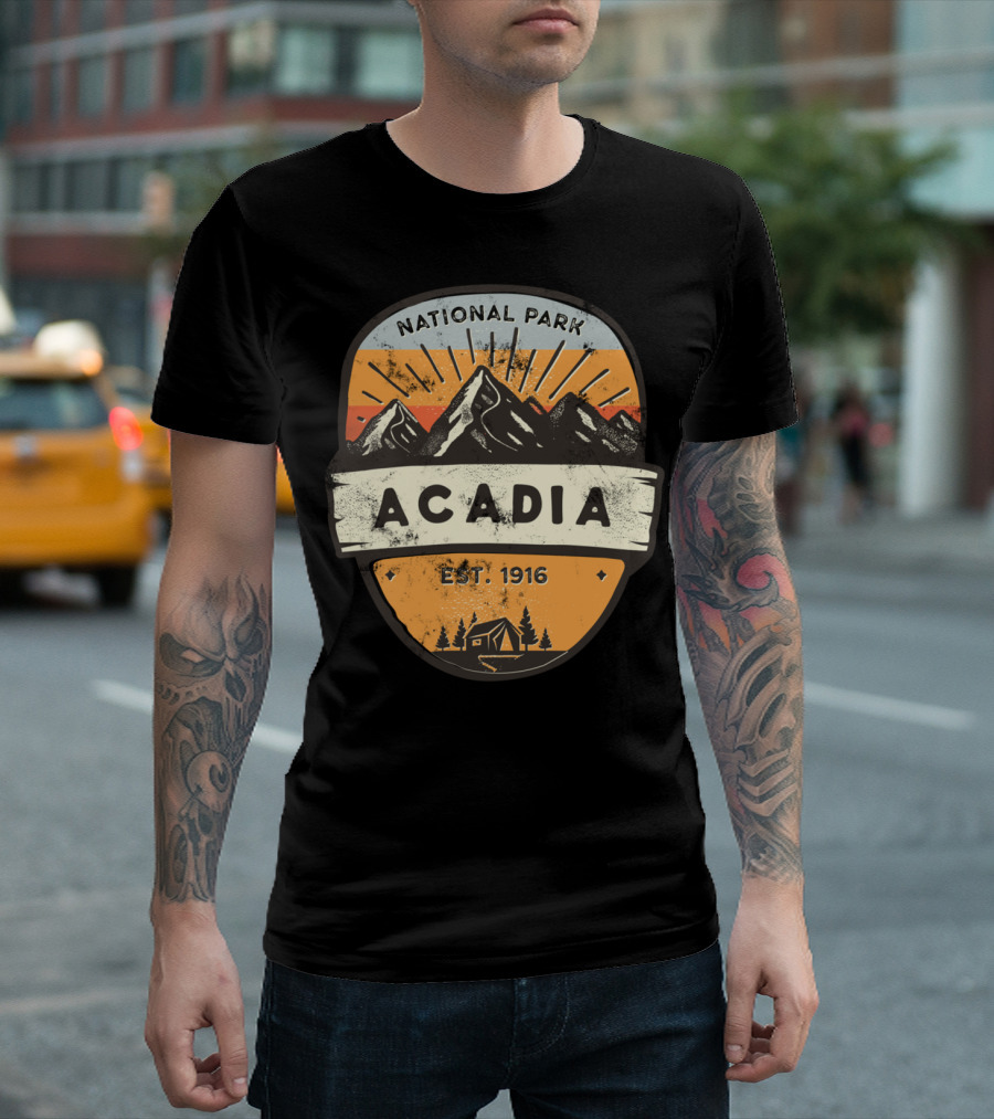 Acadia National Park Badge Emblem Camping Est. 1916 Mountains Sunset T-Shirt