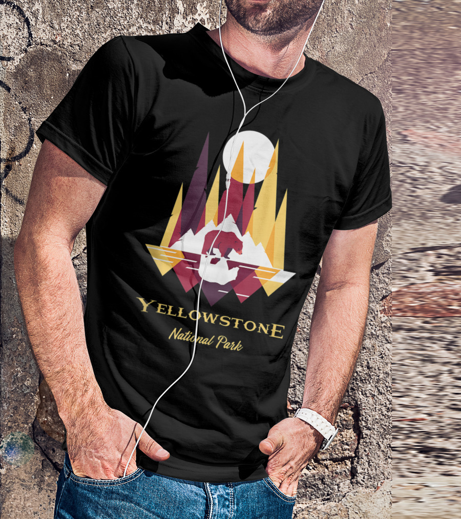 Yellowstone National Park Bear Camping Outdoor Hiking T-Shirt