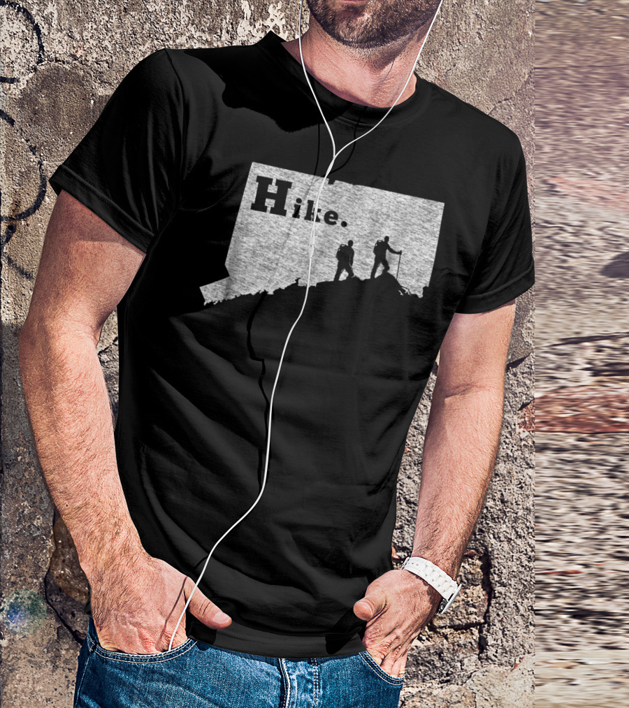 Hike Retro Connecticut Distressed Hiking T-Shirt