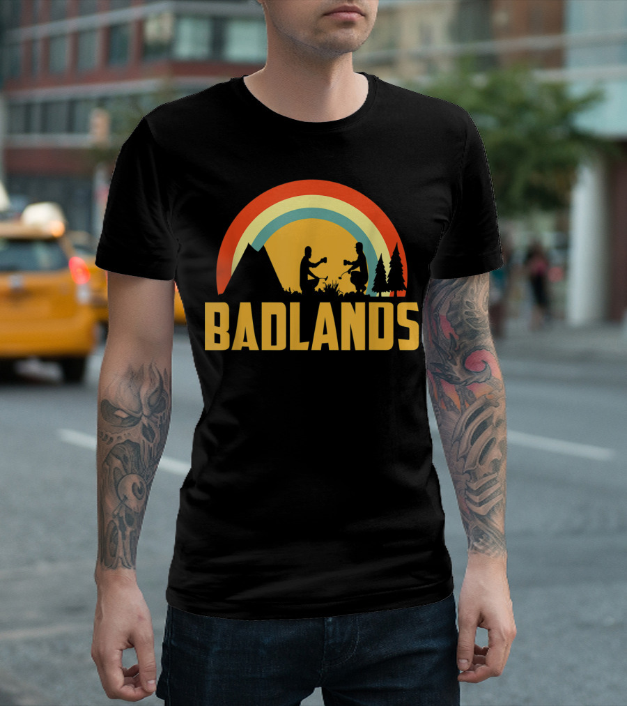 Badlands Camping Retro Vintage Mountain National Rainbow Scene T-Shirt