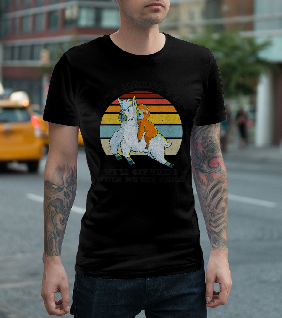 Sloth Hiking Team Vintage Llama We’ll Get There When We Get There T-Shirt