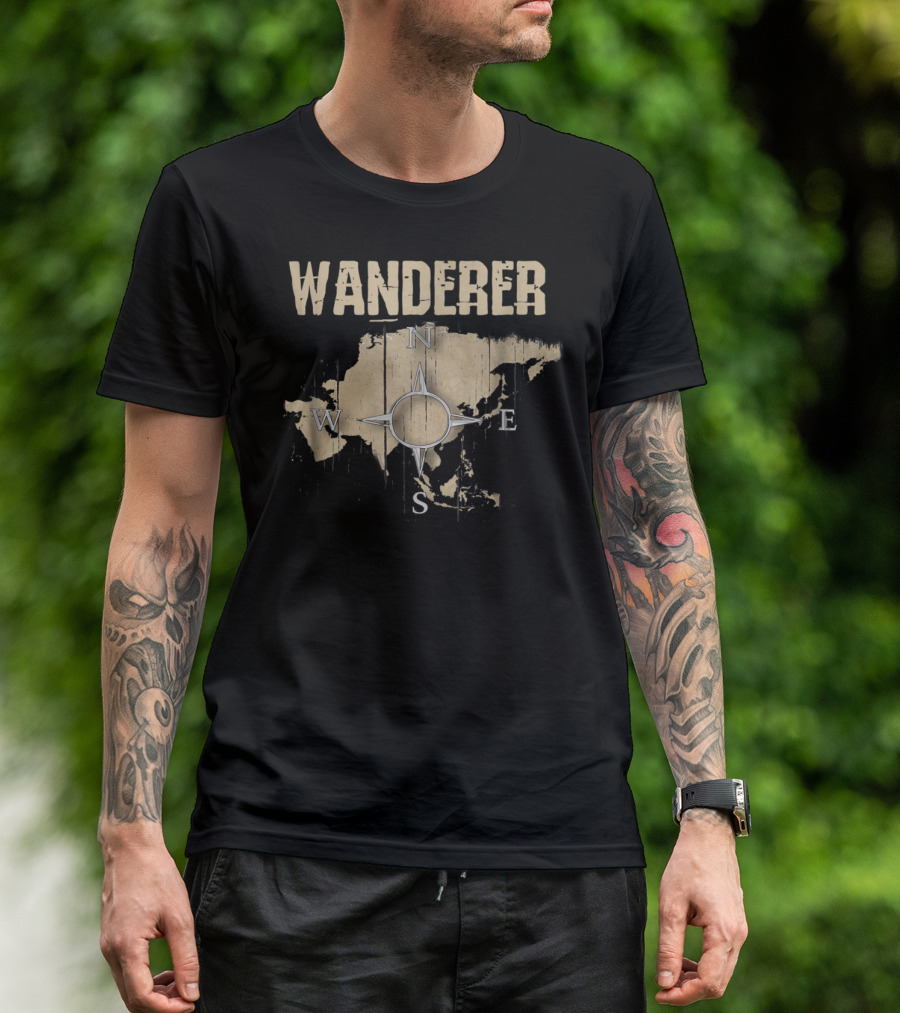 Wanderer Compass Adventure Travel Addict T-Shirt