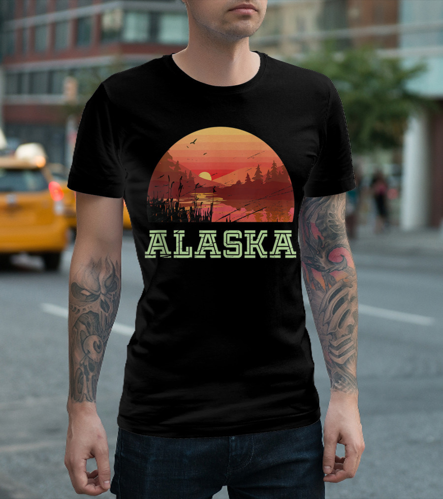 Alaska Vintage Outdoors Adventures Hiking Scenic Sunset T-Shirt