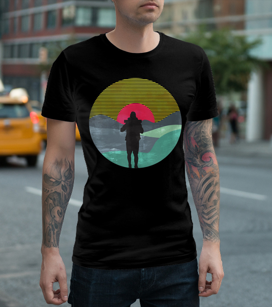 Vintage Hiking Mountains Wildlife Silhouette Adventure Sunset T-Shirt