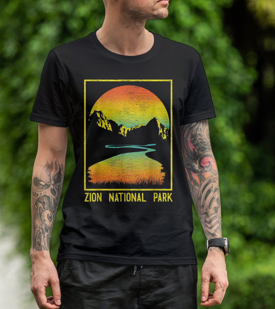 Zion National Park Vintage Scenic Sunset Utah Hiking T-Shirt