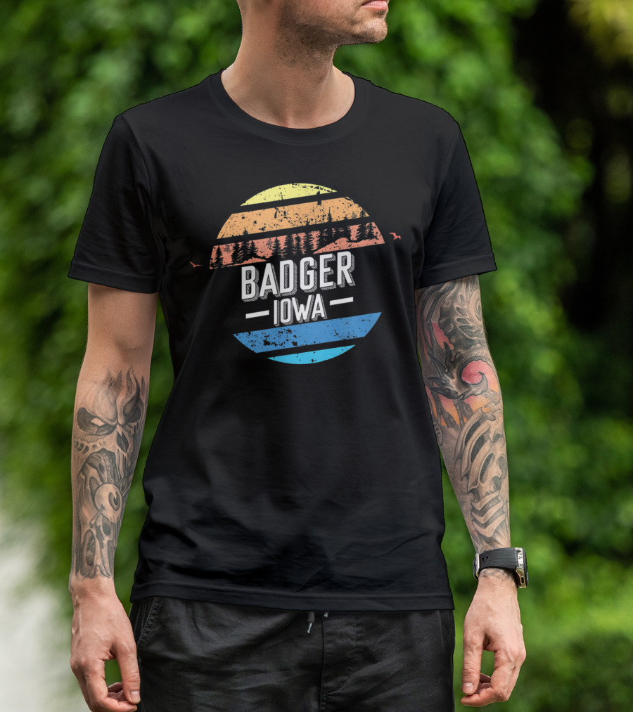Badger Iowa Vintage Sunset T-Shirt