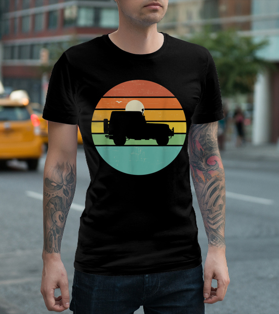 Vintage Jeeps 70s 80s Distressed Off Road Silhouette Retro Sunset T-Shirt
