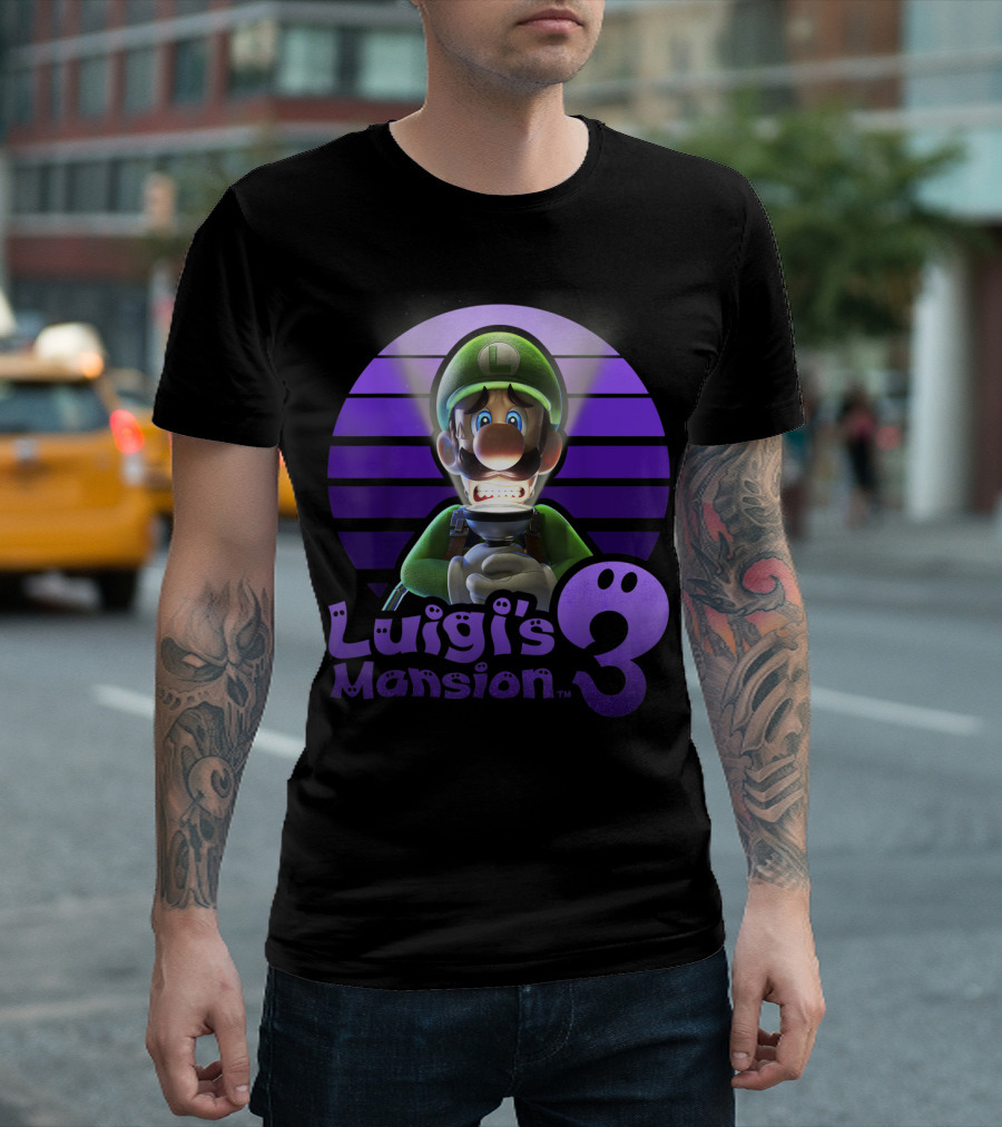 Luigi's Mansion 3 Luigi Scared Purple Background T-Shirt