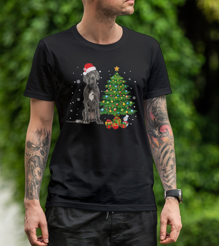 Great Dane Santa Hat With Christmas Tree And Snowflakes T-Shirt