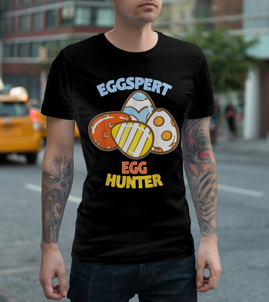 EGGSPERT EGG HUNTER FUNNY EASTER EGG T-Shirt