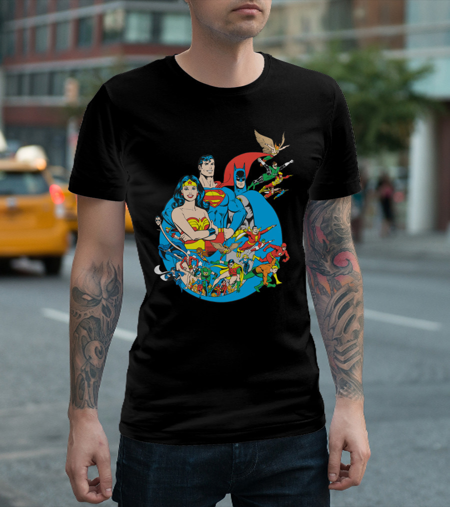 DC Comics Justice League Superman Batman Wonder Woman Flash Green Lantern Aquaman Hawkman Robin Green Arrow T-Shirt