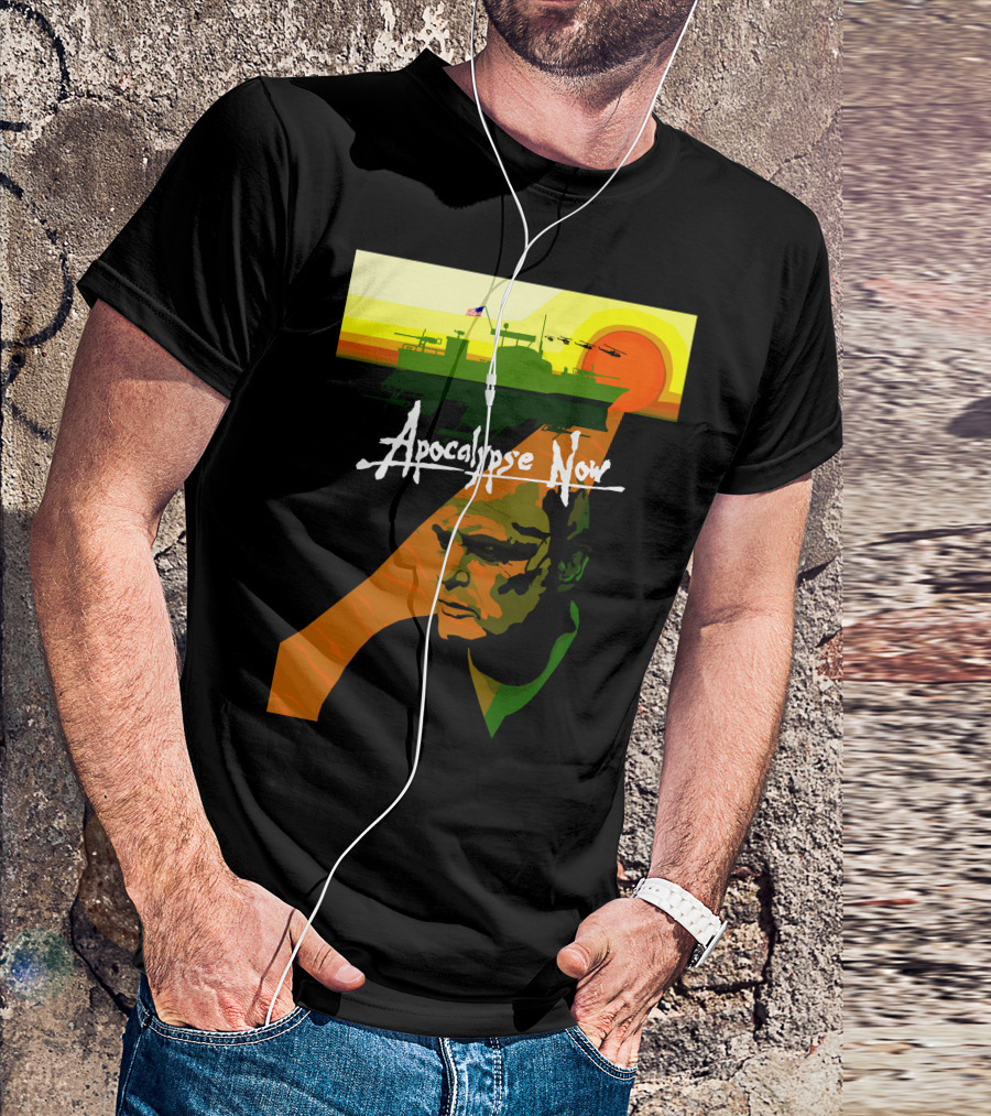 Apocalypse Now Vintage Movie Poster Art With Helicopters And Sun Background T-Shirt