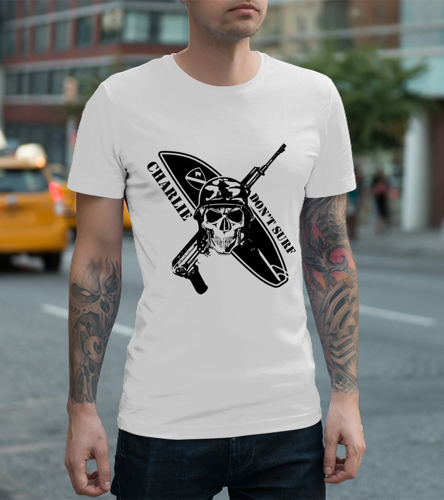 Apocalypse Now Charlie Don't Surf Skull Soldier Surfboard Rifle T-Shirt