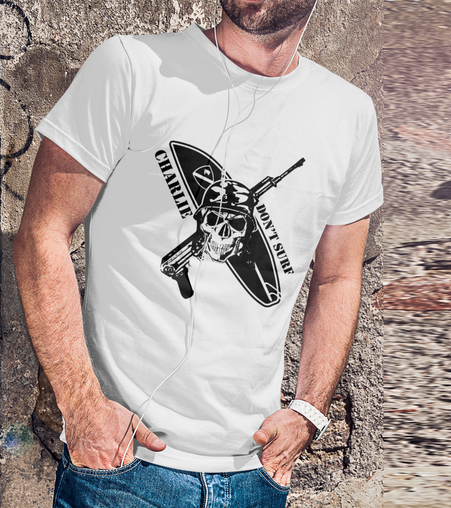 Apocalypse Now Charlie Don't Surf Skull Soldier Surfboard Rifle T-Shirt