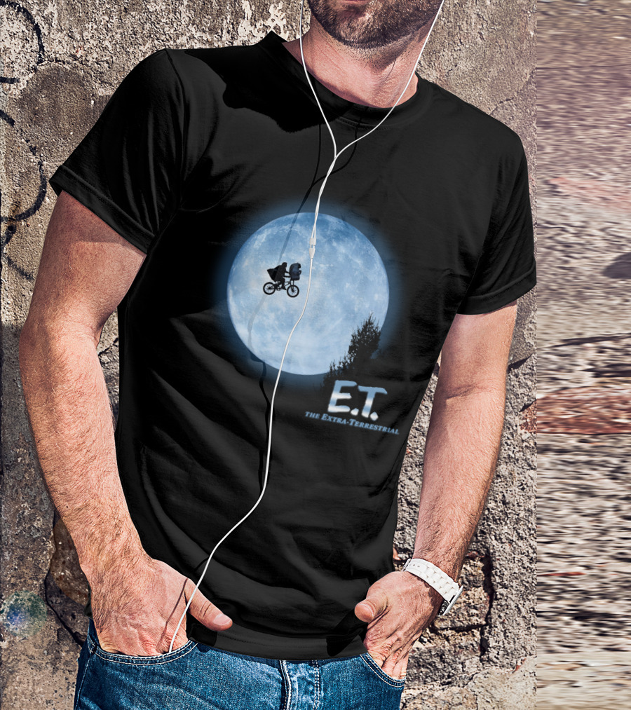 E.T. The Extra-Terrestrial Bicycle Silhouette Against Full Moon T-Shirt