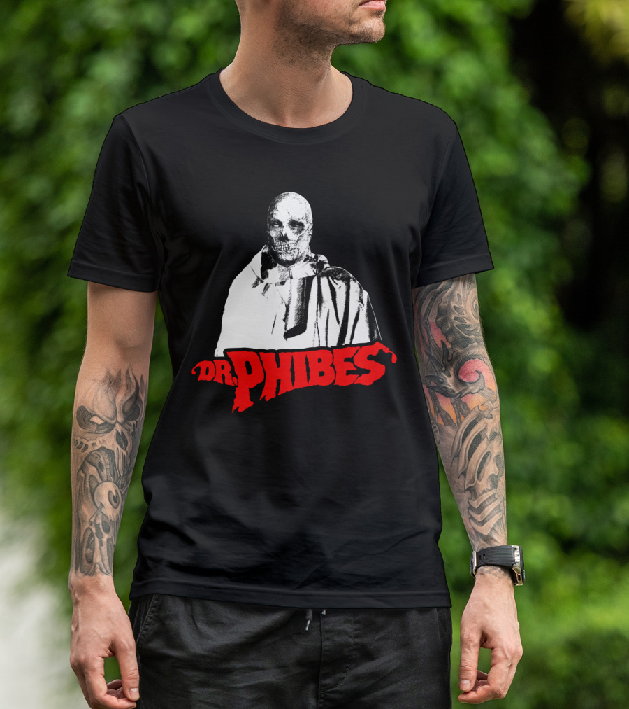 Dr. Phibes Skull Cloak T-Shirt