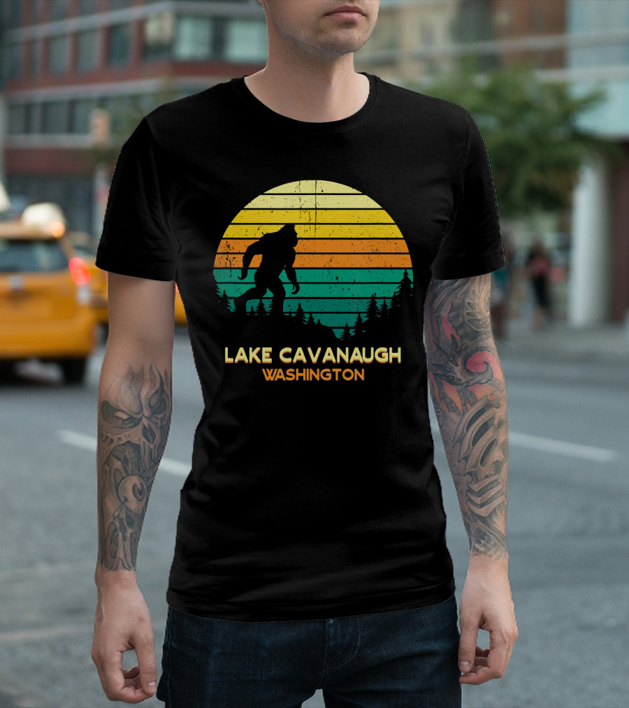 Lake Cavanaugh Washington Bigfoot Sunset Stripe Retro T-Shirt