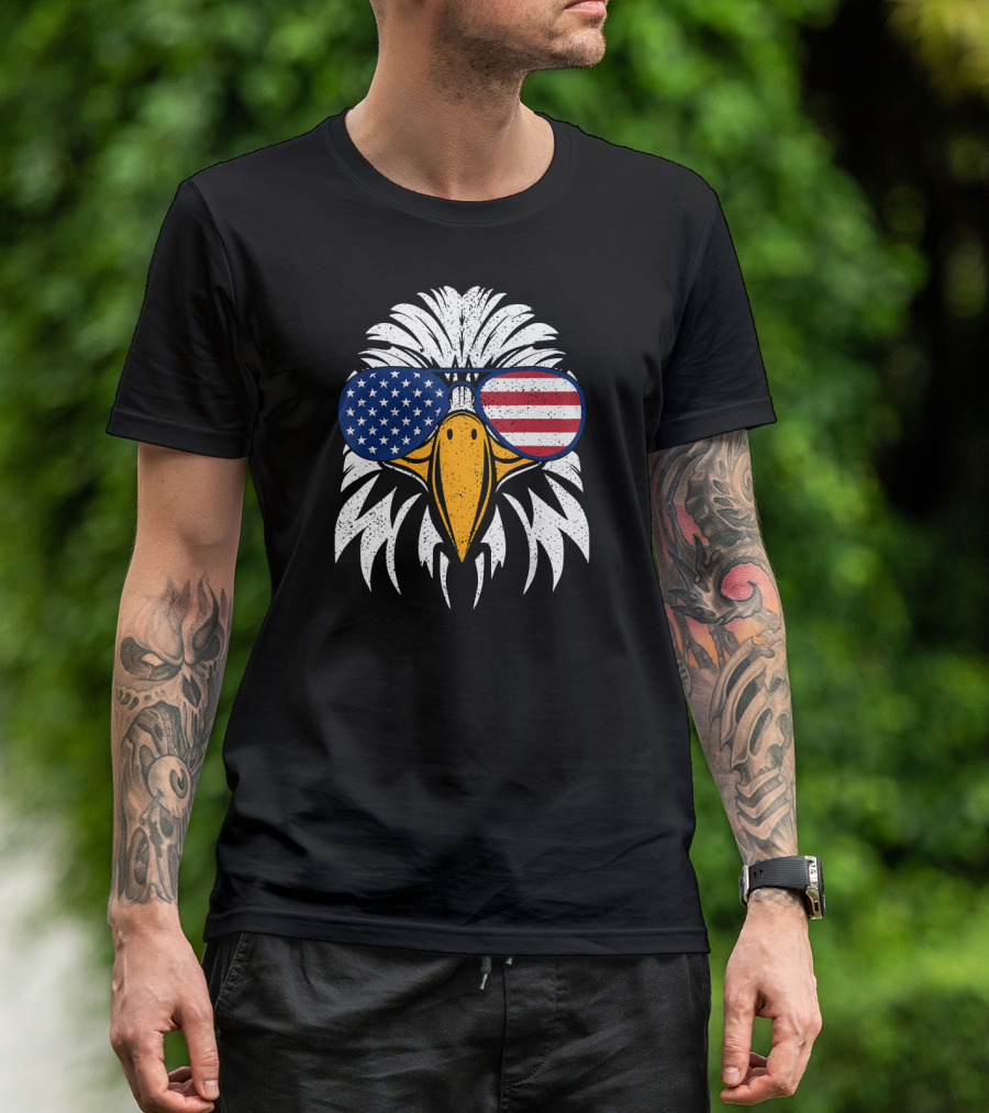 Patriotic American Bald Eagle 4th Of July USA Flag Sunglasses T-Shirt